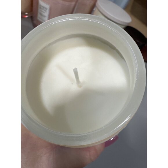 Leoben Candle Co Jasmine Santal 18oz 1 Wick White Cut Glass Jar Soy Wax Candle - Picture 6 of 6